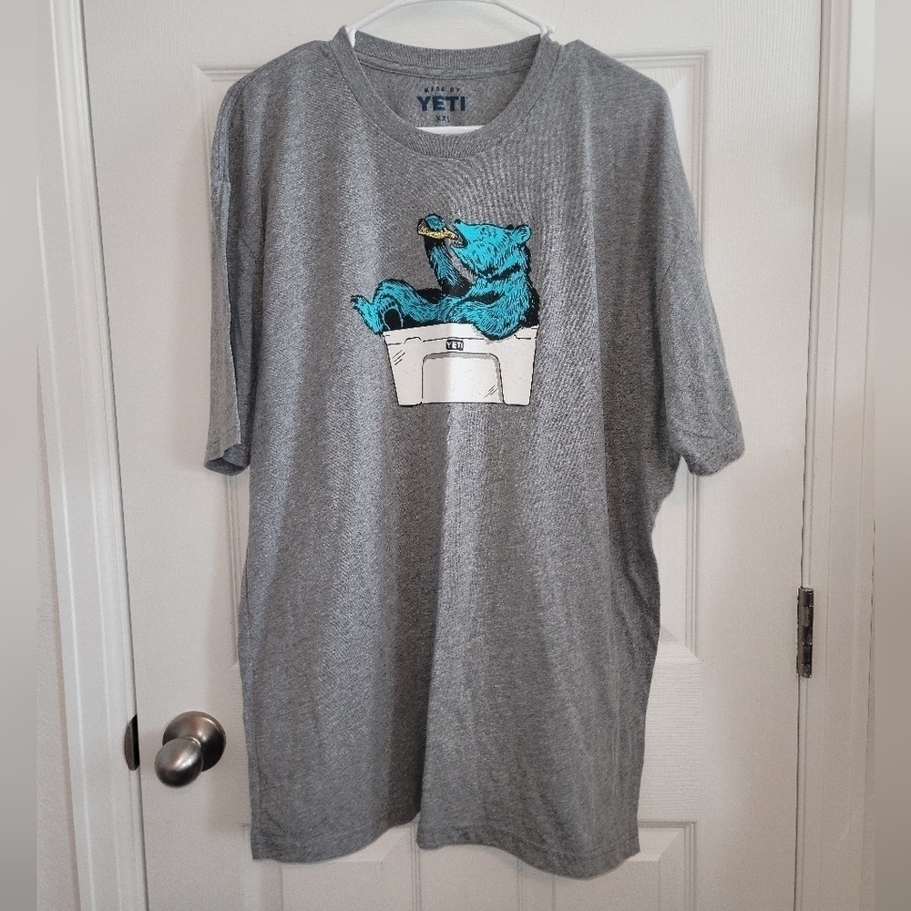 Mens Yetti Short Sleeve Crew Neck T-shirt SZ XXL